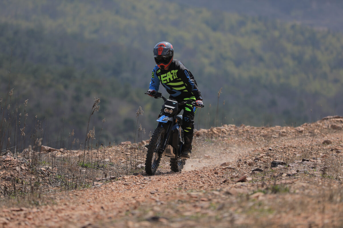 Vmoto Motorcycle - Off-R - Image 14