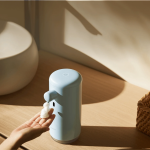 Xiaomi automatic dispenser producing rich foam soap
