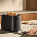 Removable crumb tray on Xiaomi Dual Wide-Slot Toaster
